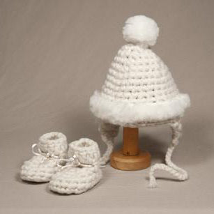 Newborn Hat and Slipper Set